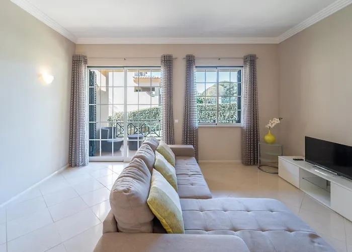 Willa Balaia By Hellovacations *