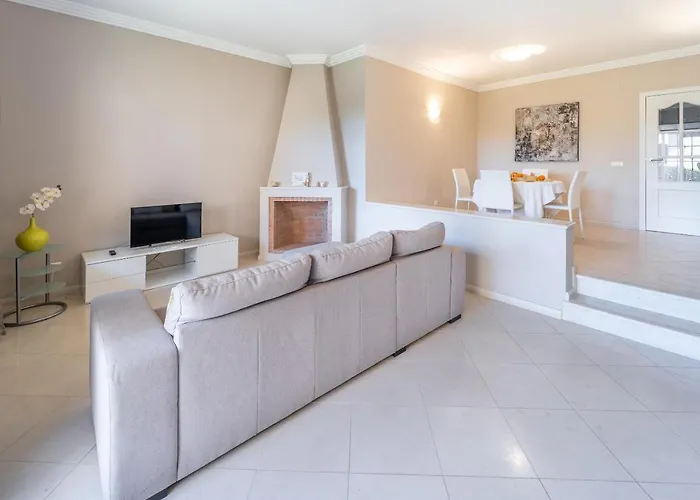 Villa Balaia By Hellovacations